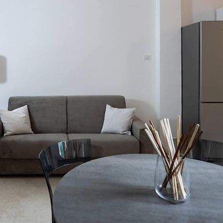 Apartment Isaia - 10 Minutes From Piazza Maggiore Bologna Eksteriør billede